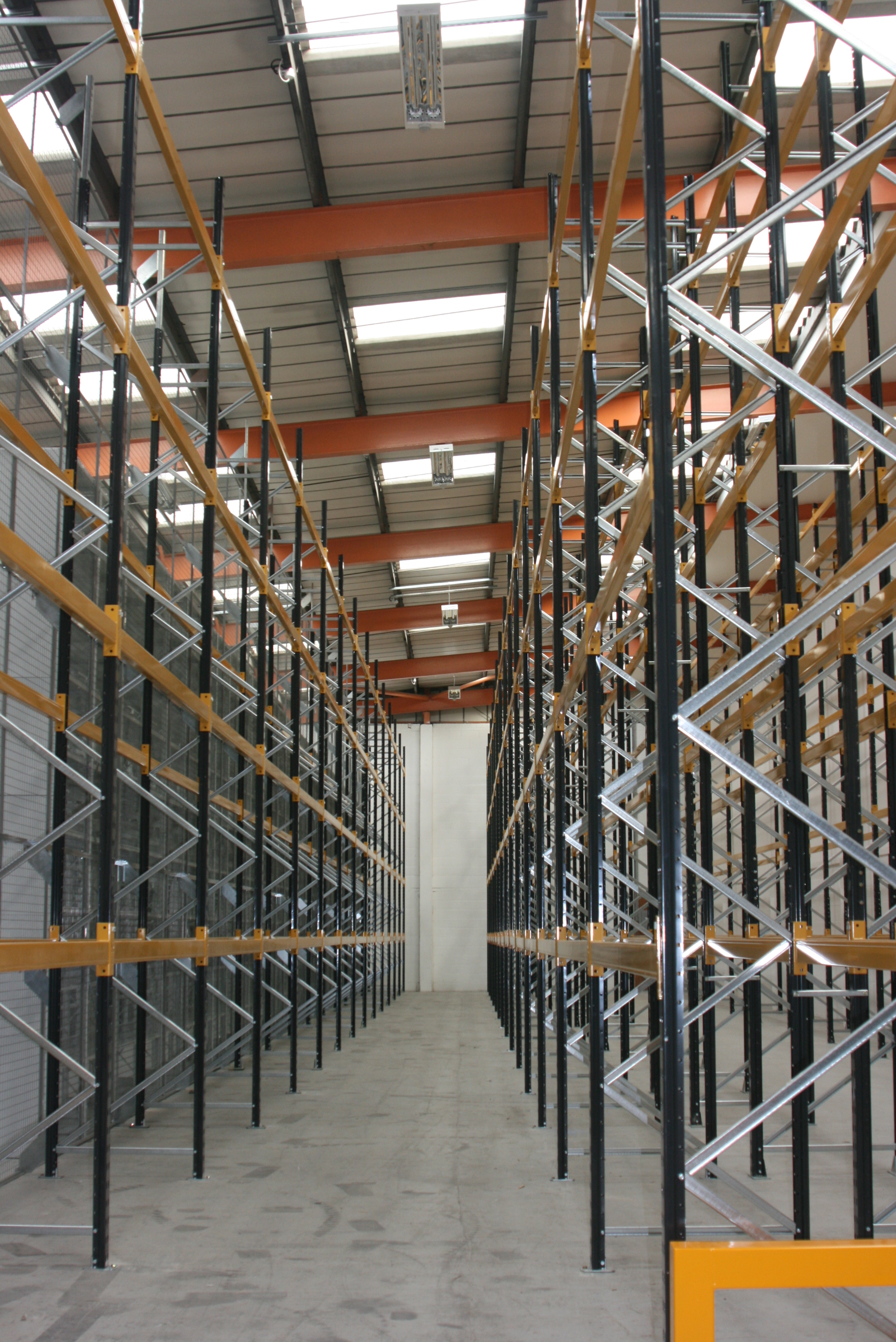 Distribution Centre Fit Out in Berkshire