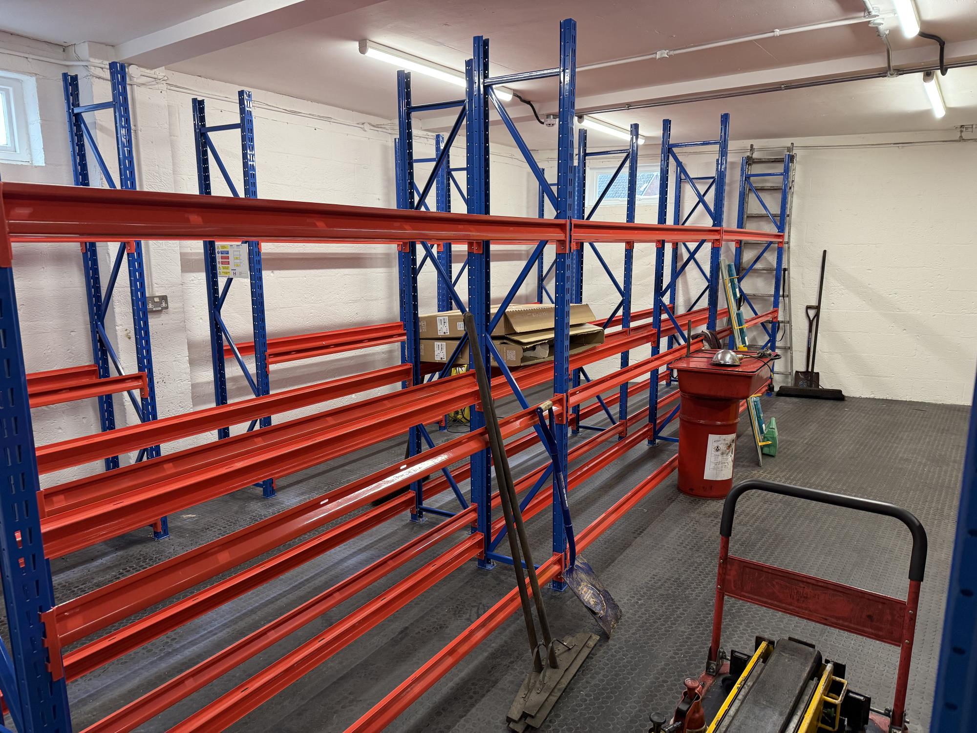 New Tyre Depot Storage Equipment